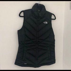 North Face Down vest - excellent condition!
